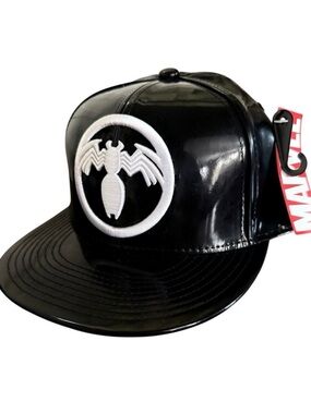 NEW Marvel Venom Faux Leather SnapBack Hat Black & White Spiderman Villain
